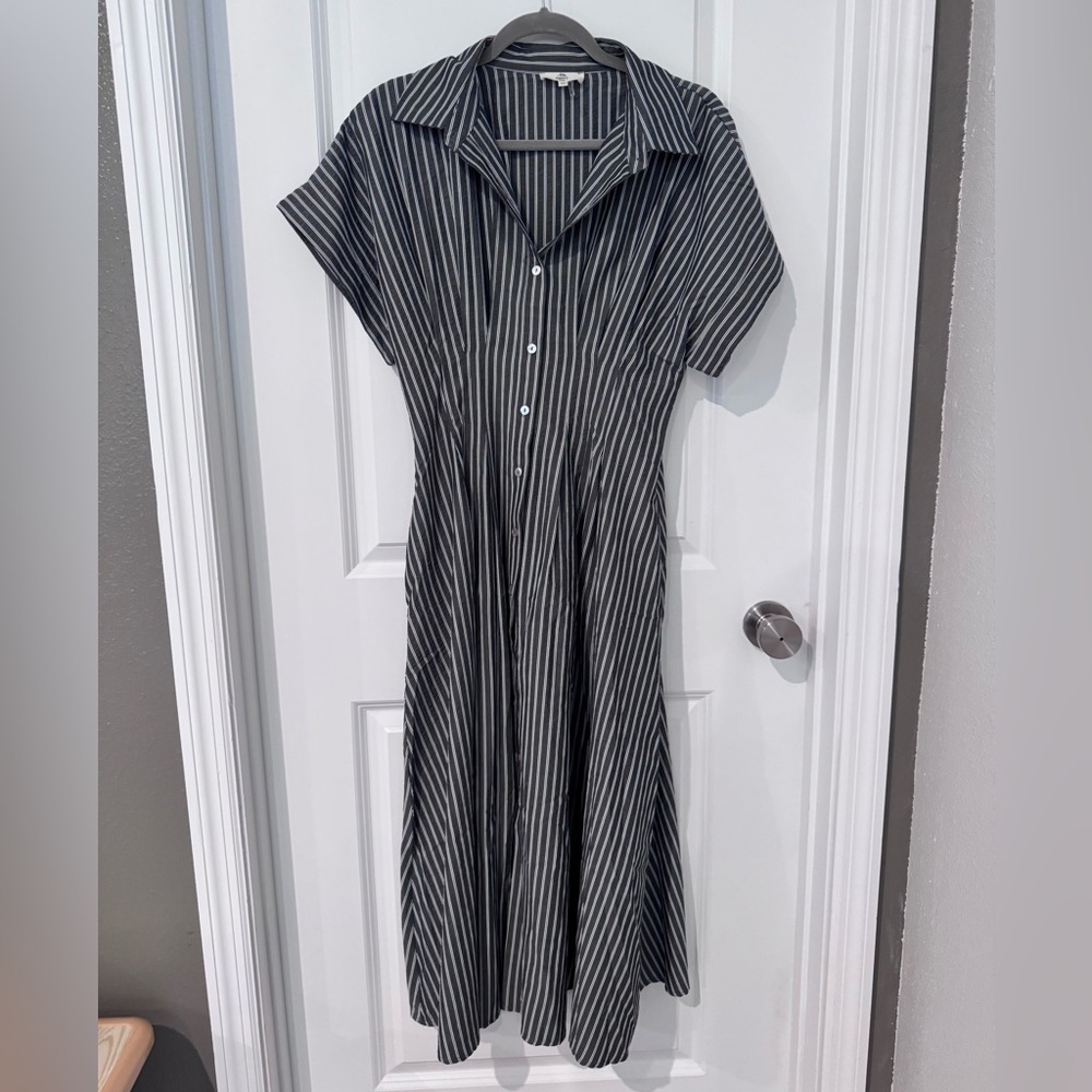entro Black/Grey and White Striped Maxi Shirt Dress